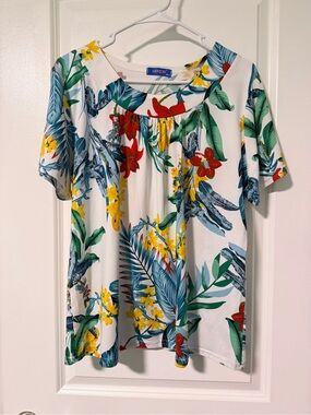 Wuhou White Tropical Floral Short Sleeve Top